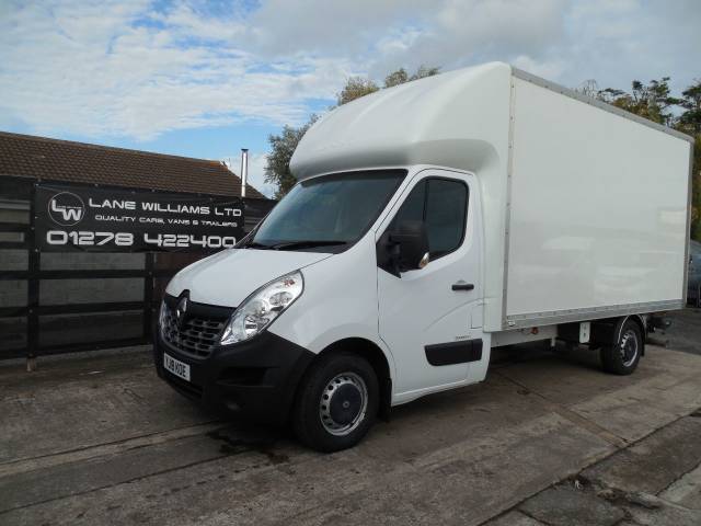 Renault Master 2.3 LL35dCi 130 Business Low Roof Chassis Cab Luton Van Diesel White