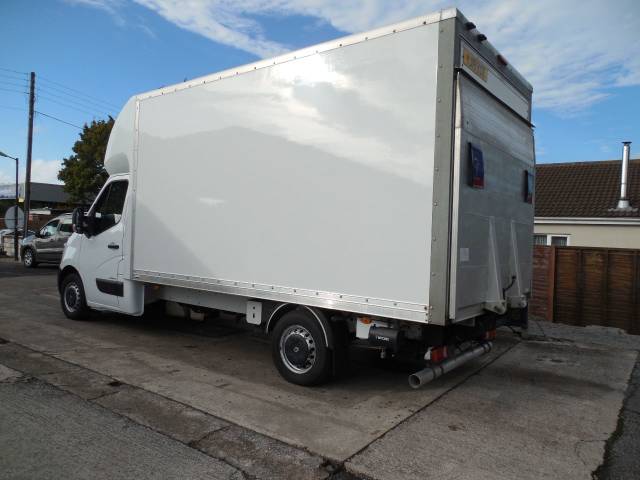 2019 Renault Master 2.3 LL35dCi 130 Business Low Roof Chassis Cab