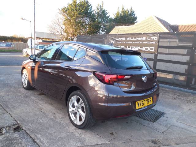 2017 Vauxhall Astra 1.4T 16V 150 SRi 5dr