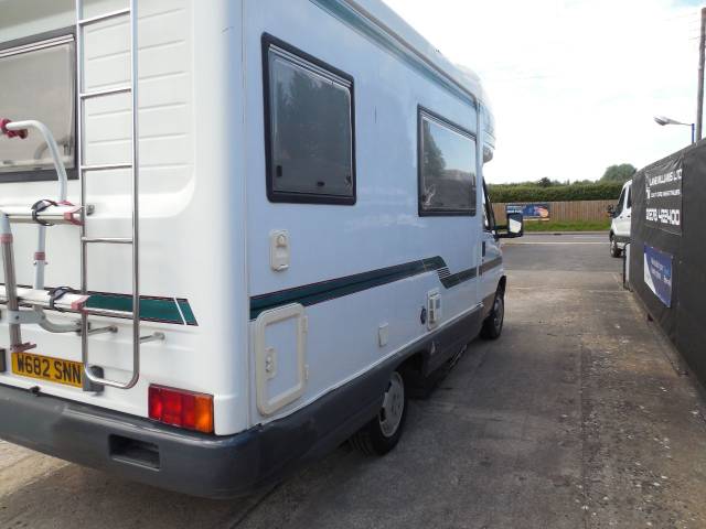 2000 Peugeot Boxer 2.0 BOXER 270 MWB